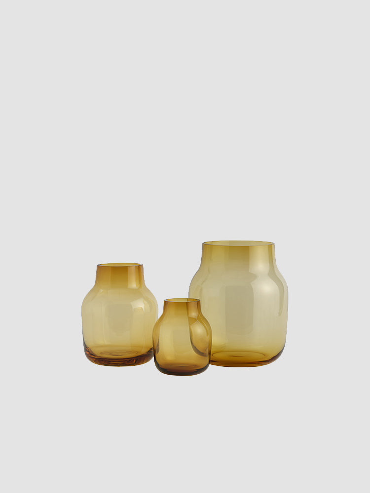 Silent Vase | Muuto | Catalog Interiors