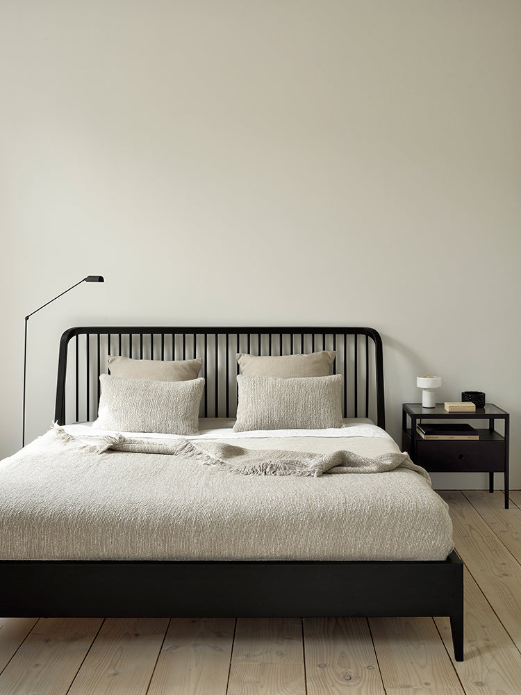 Spindle Bed | Ethnicraft | Catalog Interiors
