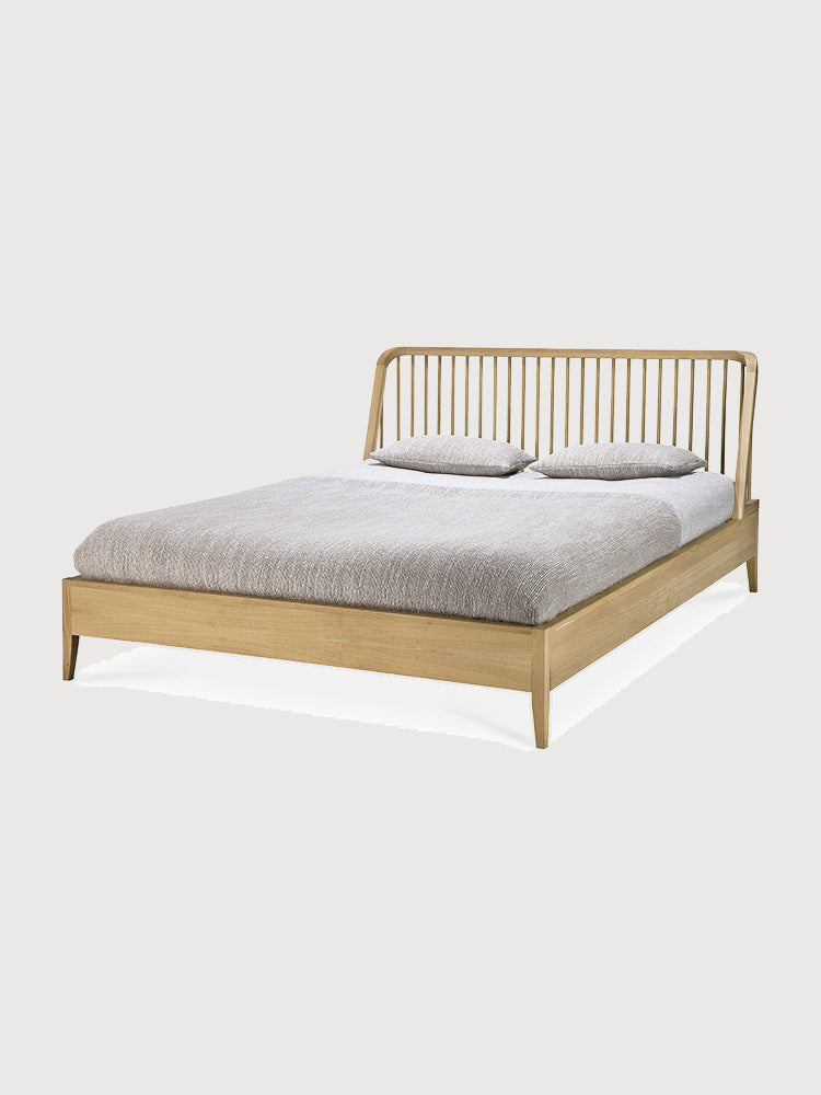 Spindle Bed | Ethnicraft | Catalog Interiors