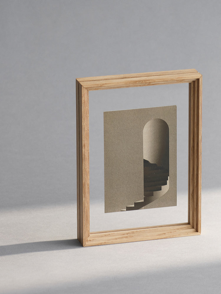 Standing Frame | Moebe | Catalog Interiors