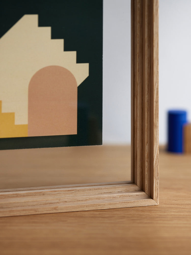 Standing Frame | Moebe | Catalog Interiors