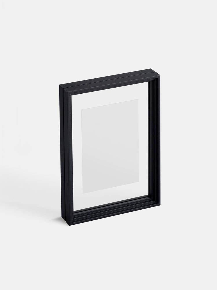 Standing Frame | Moebe | Catalog Interiors