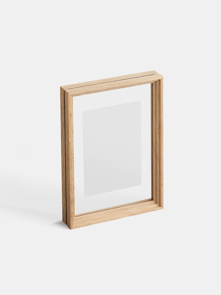 Standing Frame | Moebe | Catalog Interiors