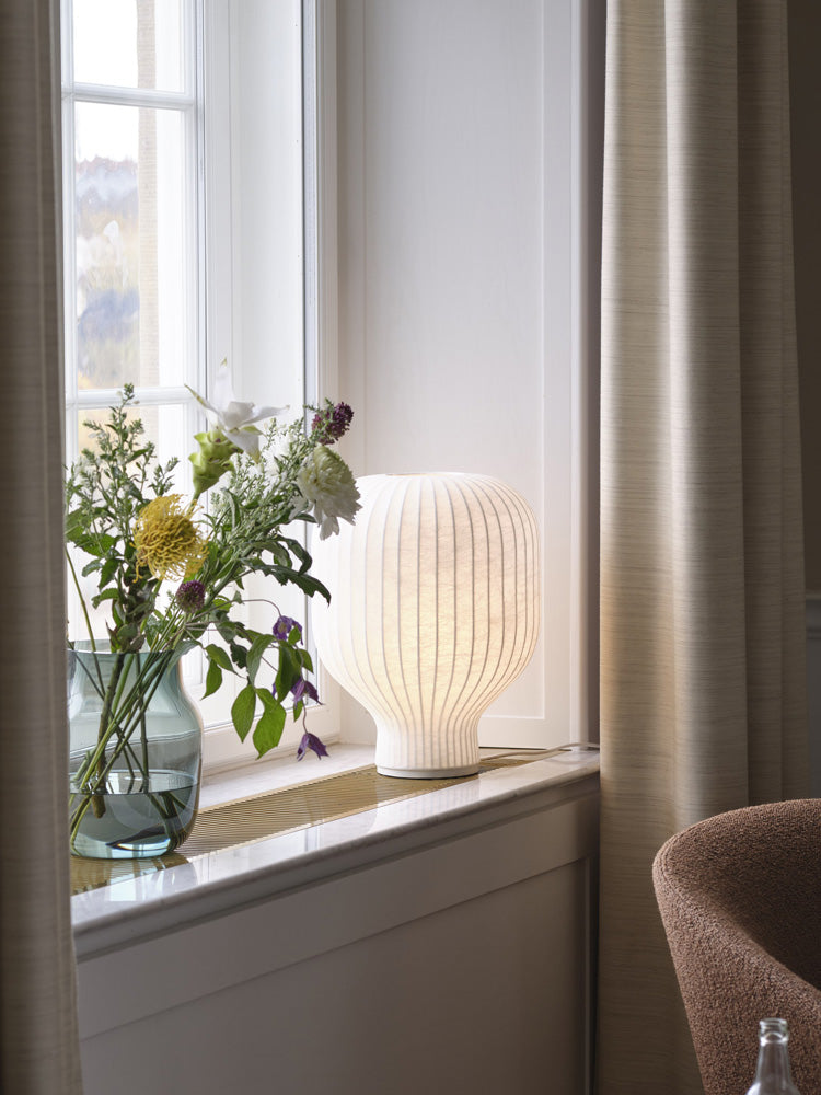 Strand Table Lamp | Muuto | Catalog Interiors