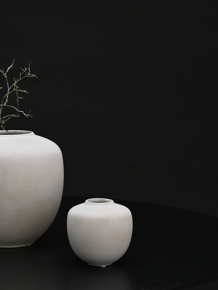 Sunao Vase | 101CPH | Catalog Interiors