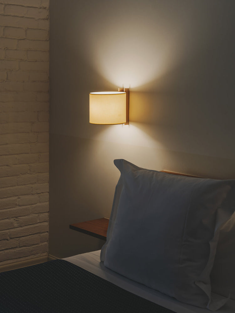 TMM Corto Wall Lamp | Santa & Cole | Catalog Interiors