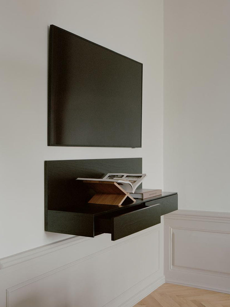 Tana Wall Mounted Media Module