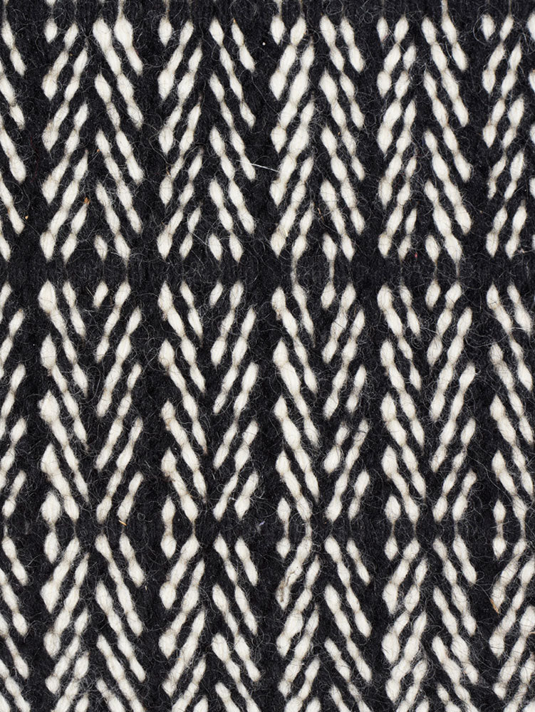 Tanne Rug | Fabula | Catalog Interiors