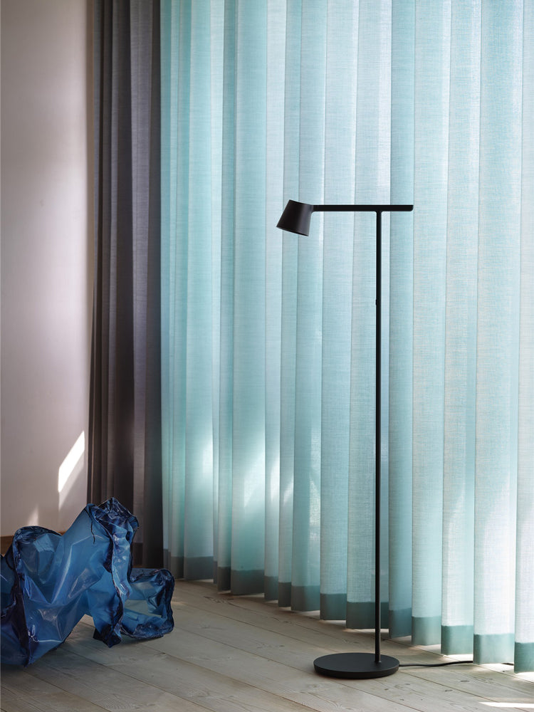 Tip Floor Lamp | Muuto | Catalog Interiors