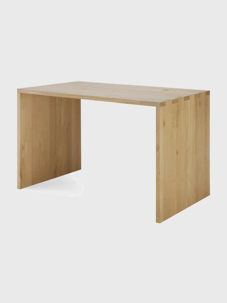 U Desk | Ethnicraft | Catalog Interiors