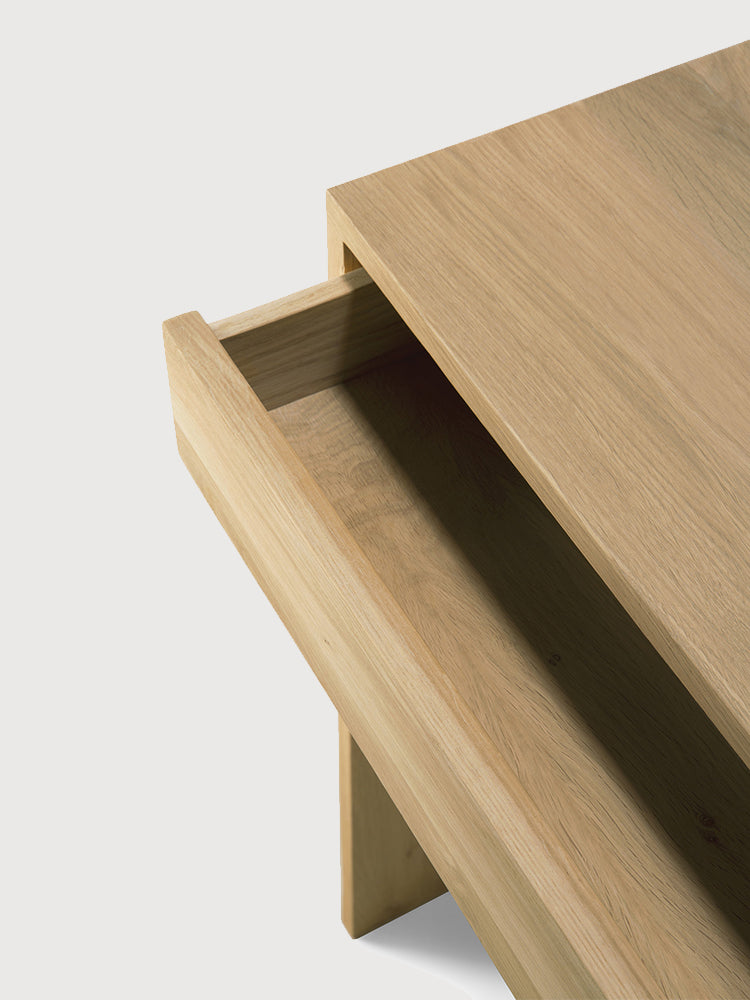 Wave Desk | Ethnicraft | Catalog Interiors