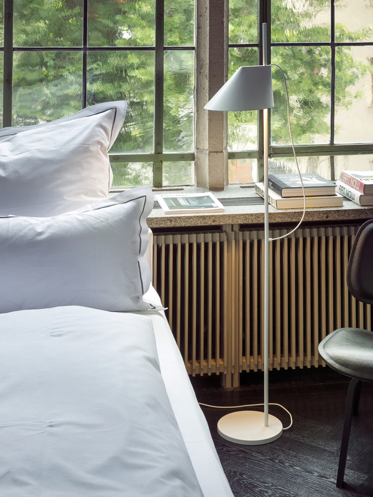 Yuh Floor Lamp | Louis Poulsen | Catalog Interiors
