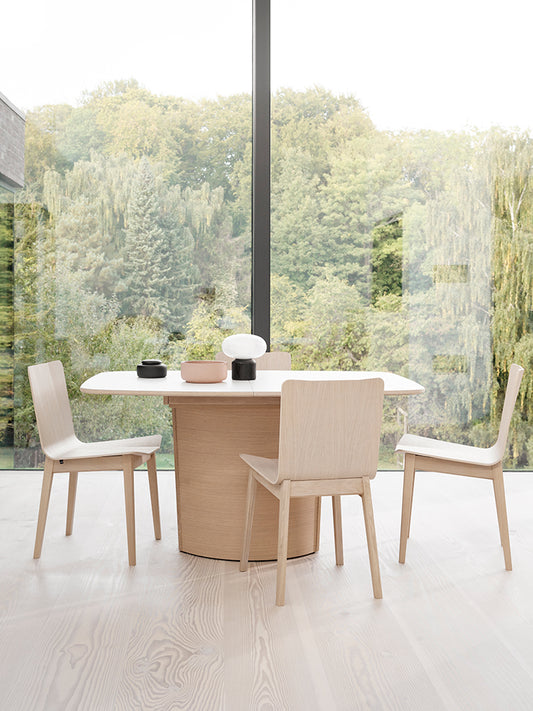 116 Extendable Dining Table | Skovby | Catalog Interiors 