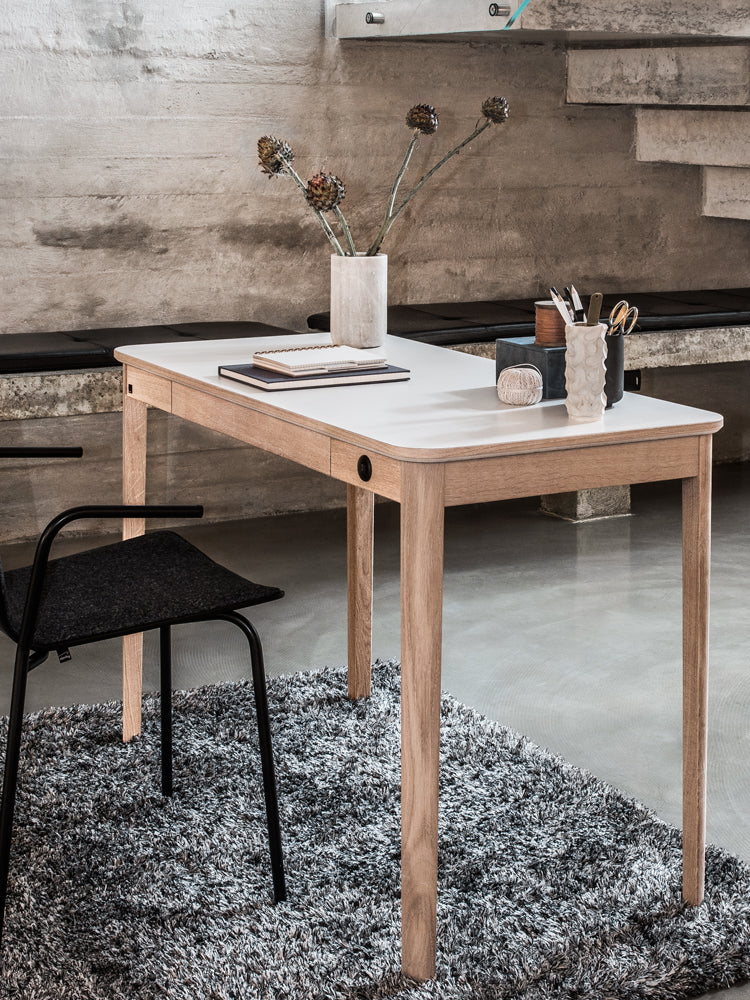 131 Home Desk | Skovby | Catalog Interiors 