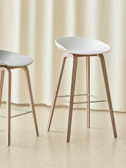 AAS 32 Bar Stool