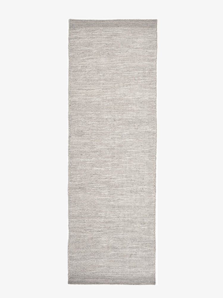 Adonic Mist Runner