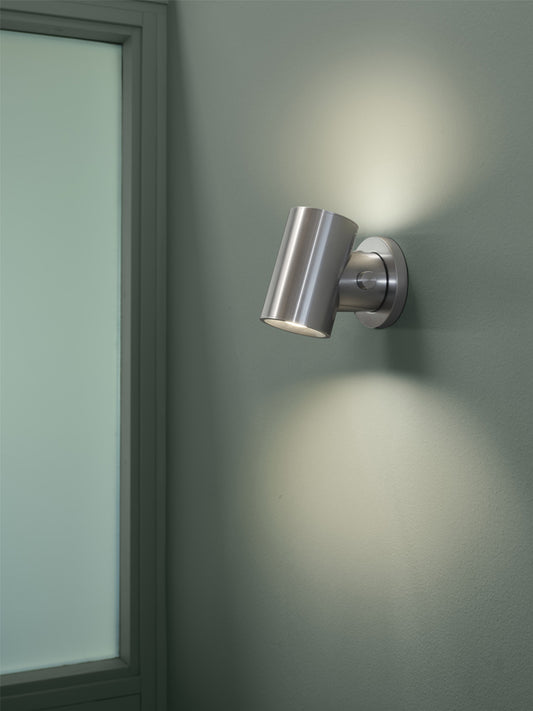 Beam Wall Lamp | Muuto | Catalog Interiors 