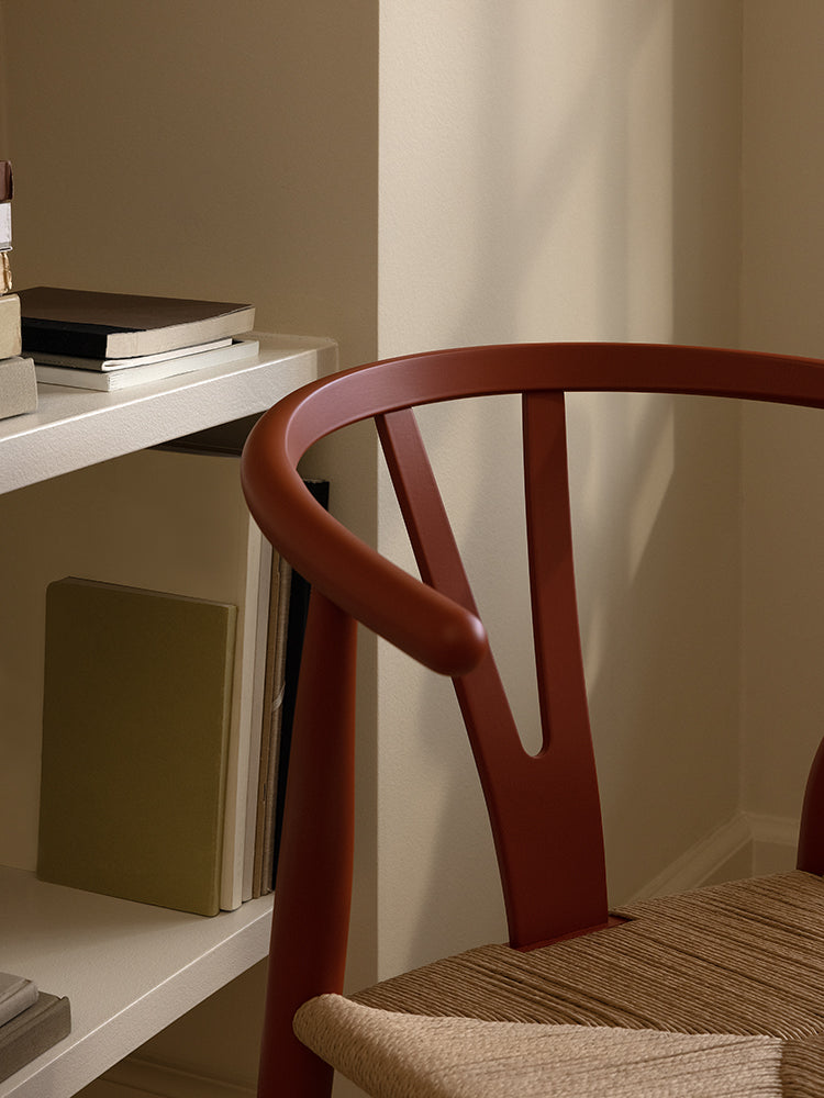 CH24 Soft Wishbone Chair | Carl Hansen & Son | Catalog Interiors 