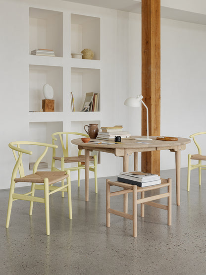 CH24 Soft Wishbone Chair | Carl Hansen & Son | Catalog Interiors 