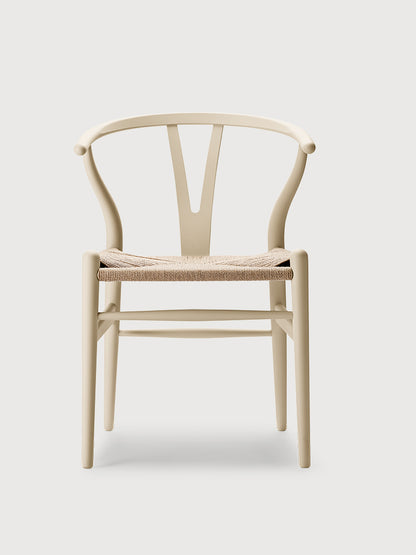 CH24 Soft Wishbone Chair | Carl Hansen & Son | Catalog Interiors 