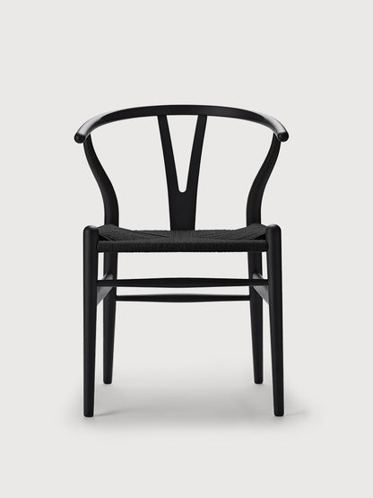 CH24 Soft Wishbone Chair | Carl Hansen & Son | Catalog Interiors 