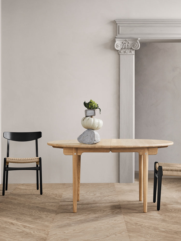 CH337 Table | Carl Hansen | Catalog Interiors 