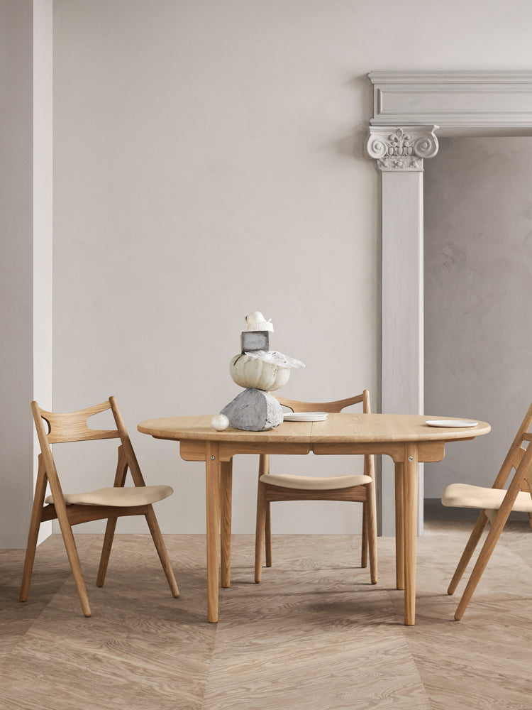 CH337 Table | Carl Hansen | Catalog Interiors 