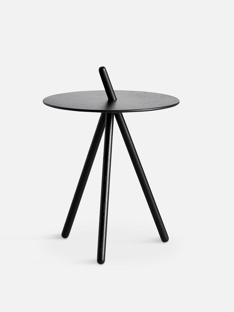 Come Here Side Table | Woud | Catalog Interiors 