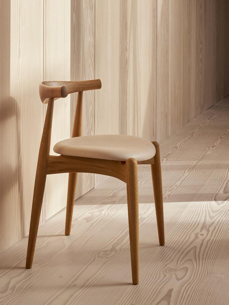 CH20 Elbow Chair | Carl Hansen & Son | Catalog Interiors UK