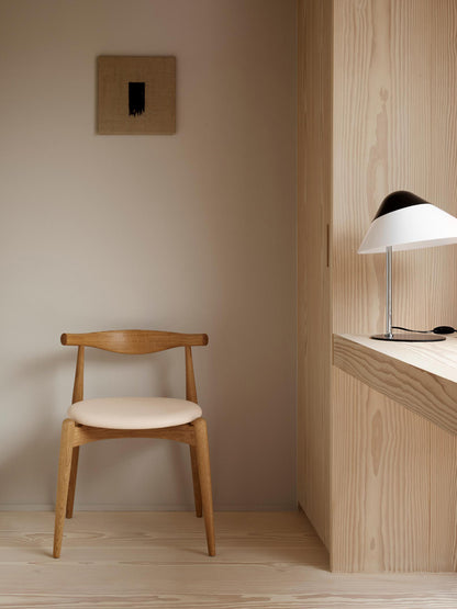 CH20 Elbow Chair | Carl Hansen & Son | Catalog Interiors UK