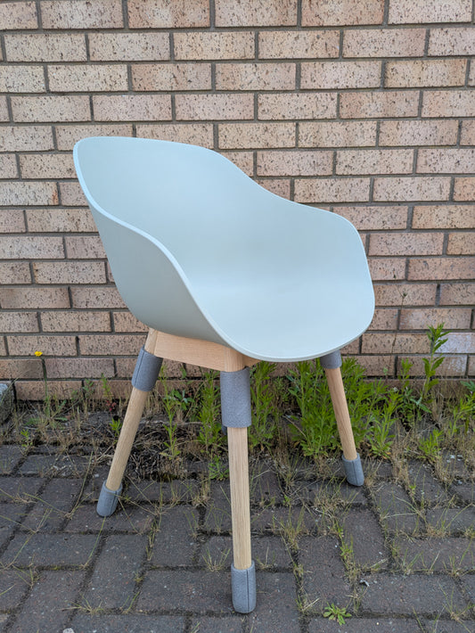 Ex-Display About A Chair AAC 212