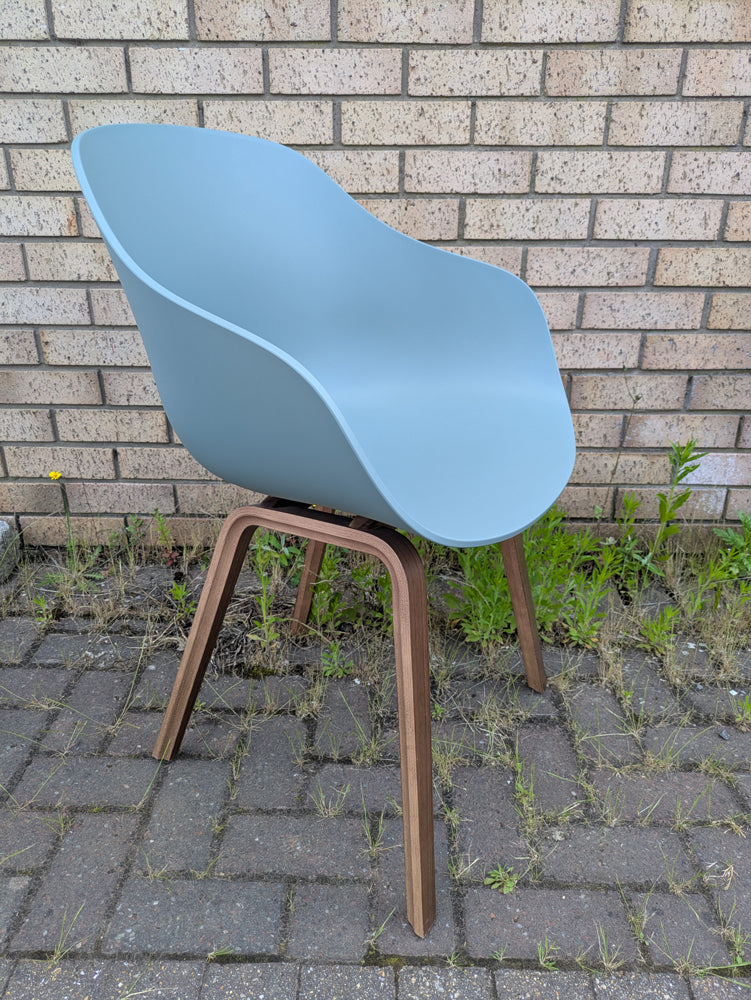 Ex-Display About A Chair AAC 222