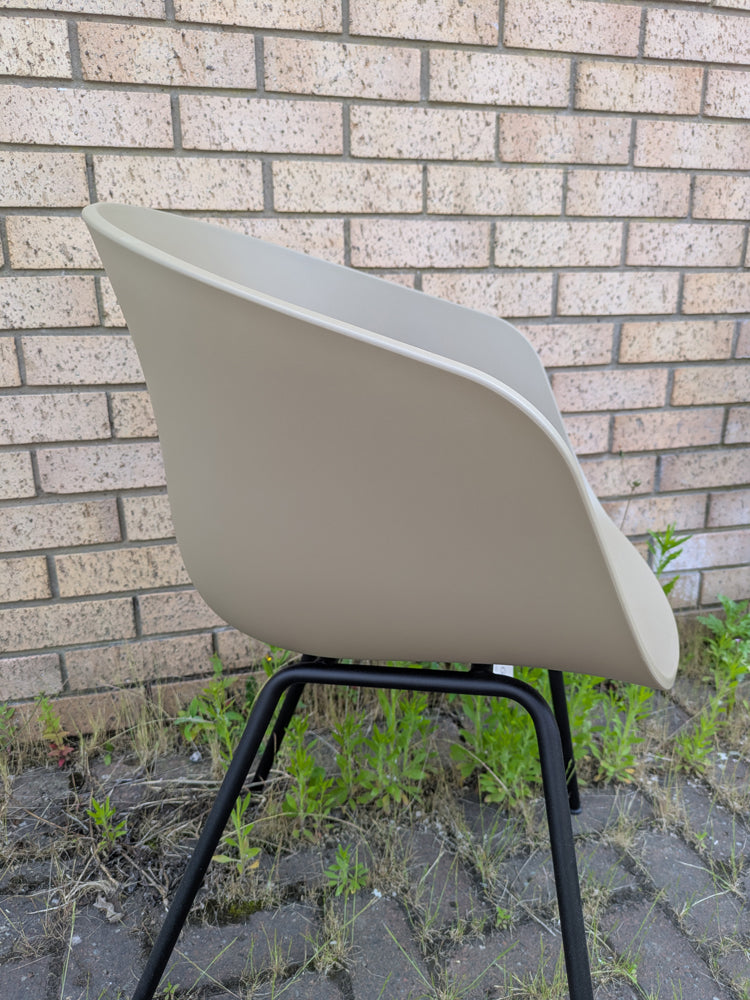 Ex-Display About A Chair AAC 26