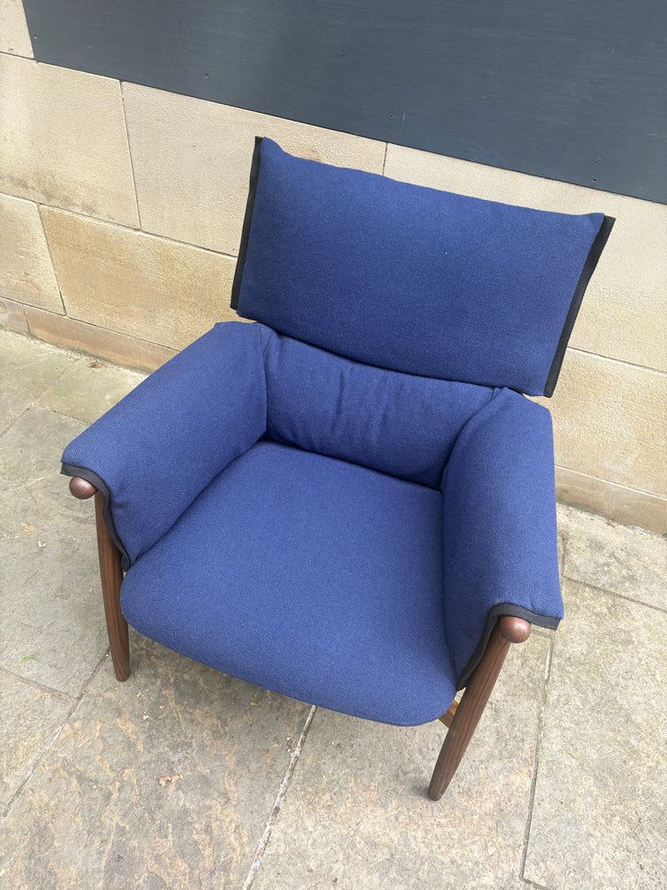 Ex-Display EO15 Embrace Lounge Chair