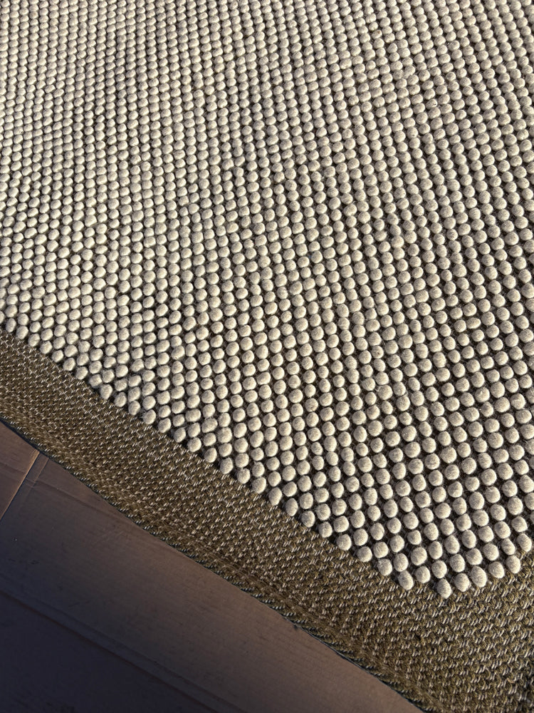 Ex-Display Pebble Rug 170x240cm