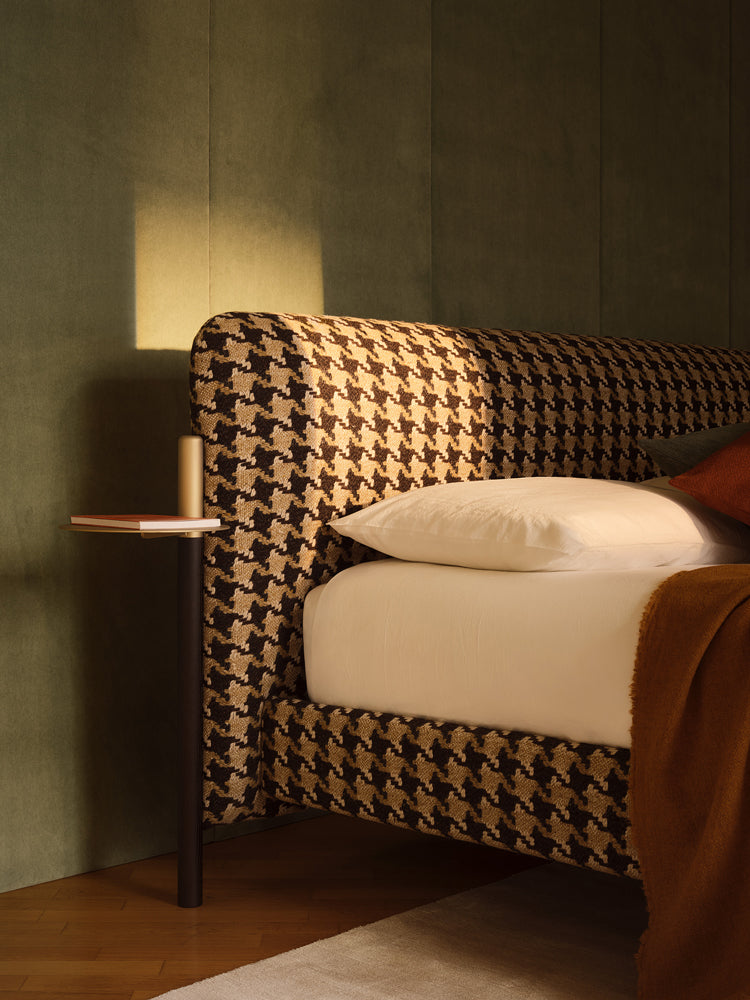 Flag Solid Wood Bed | Bolzan Letti | Catalog Interiors 