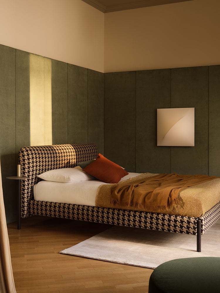 Flag Solid Wood Bed | Bolzan Letti | Catalog Interiors 