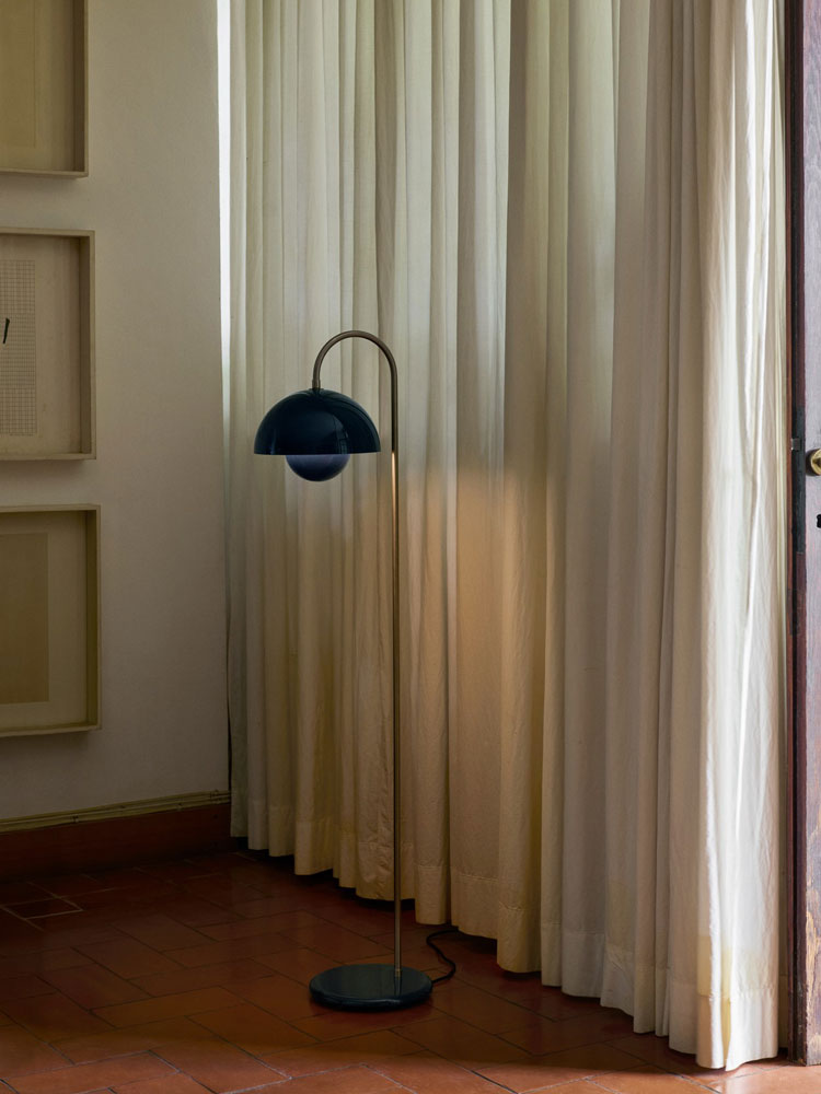 Flowerpot Floor Lamp VP12