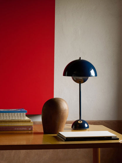 Flowerpot Table Lamp VP3