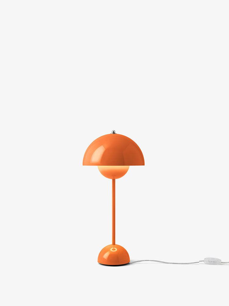 Flowerpot Table Lamp VP3