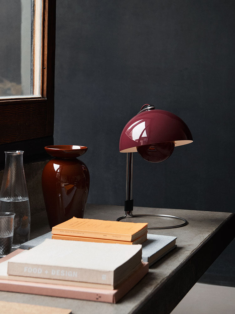 Flowerpot Table Lamp VP4 | And Tradition | Catalog Interiors UK