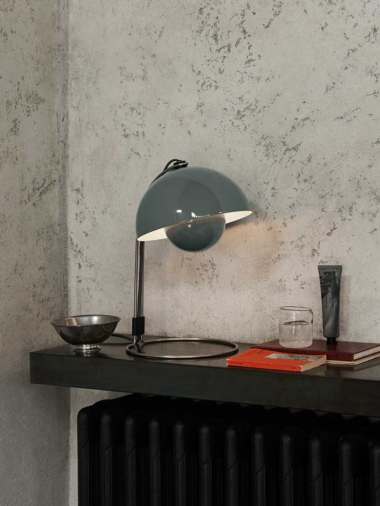 Flowerpot Table Lamp VP4 | And Tradition | Catalog Interiors UK
