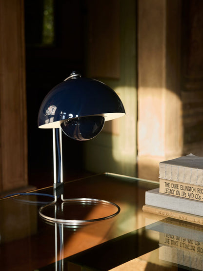 Flowerpot Table Lamp VP4