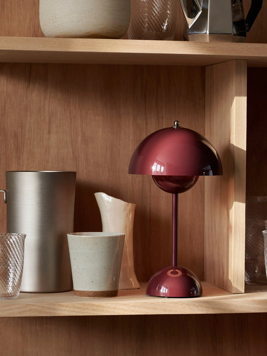 Flowerpot Portable Lamp VP9 | &Tradition | Catalog Interiors 