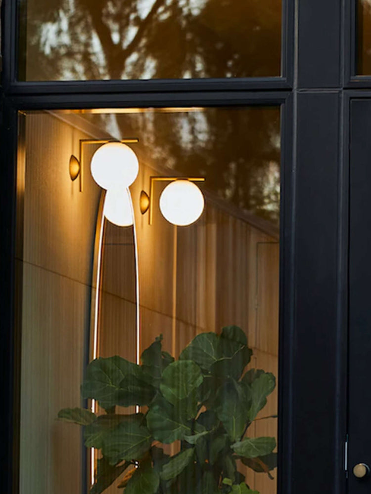 IC Wall Ceiling Lamp | Flos | Catalog Interiors