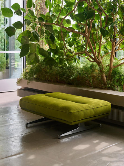 Inland AV32 Ottoman