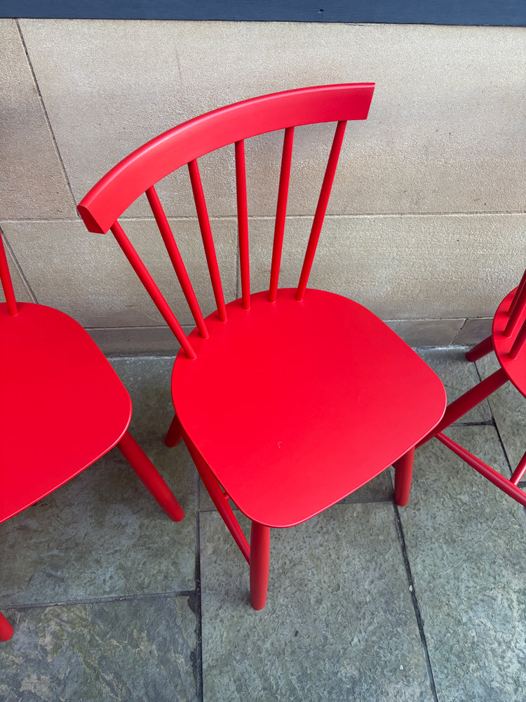 Ex-Display J46 Chair Mailbox Red