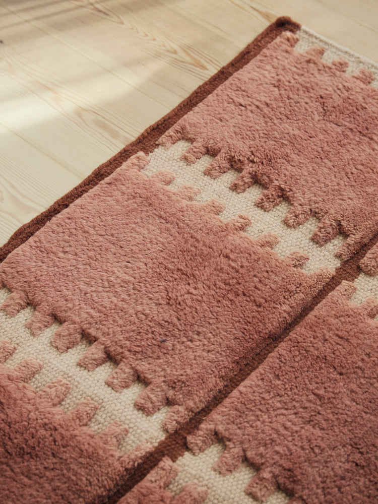 Lilly Wool Rug