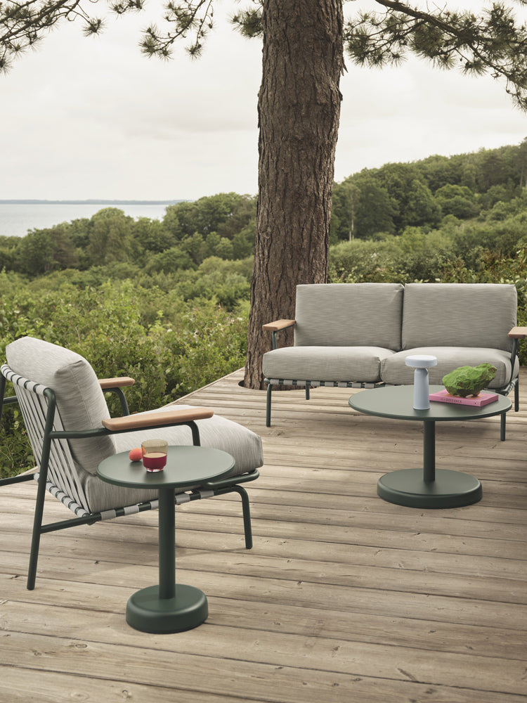 Linear Steel Coffee Table | Muuto | Catalog Interiors 