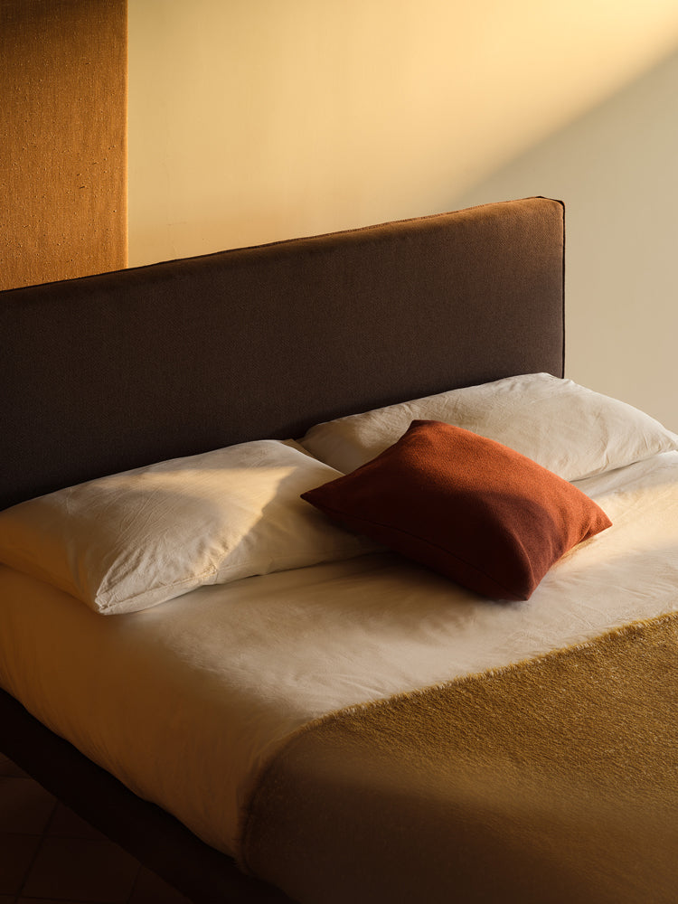 Metropolitan Bed | Bolzan Letti | Catalog Interiors 